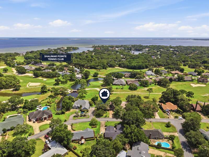4 bedroom Detached Single Family at 85 Lake Lorraine Circle, Lake Lorraine Estates, Shalimar — photo 3