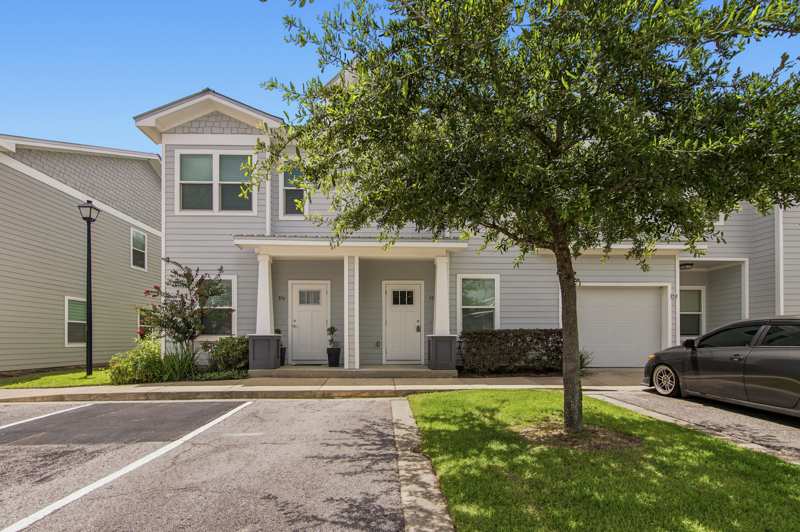 3 bedroom Townhouse at 352 N Sand Palm Road #Vista Unit, Verandas At Freeport, Freeport — photo 1