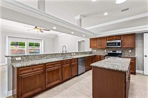 1341 N Bayshore Drive, Valparaiso FL - photo 14 of 45
