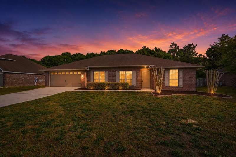 4 bedroom Detached Single Family at 2273 Lewis Street, Lee Farms Ph II, Crestview — photo 1