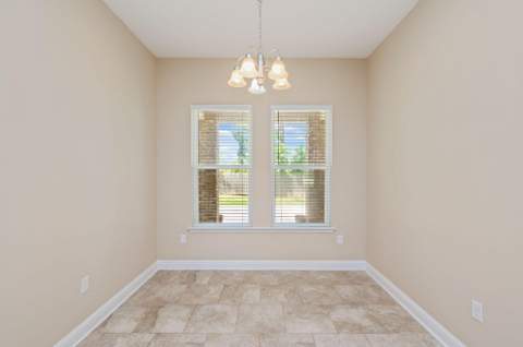 3048 Crown Creek Circle, Crestview FL - photo 9 of 30