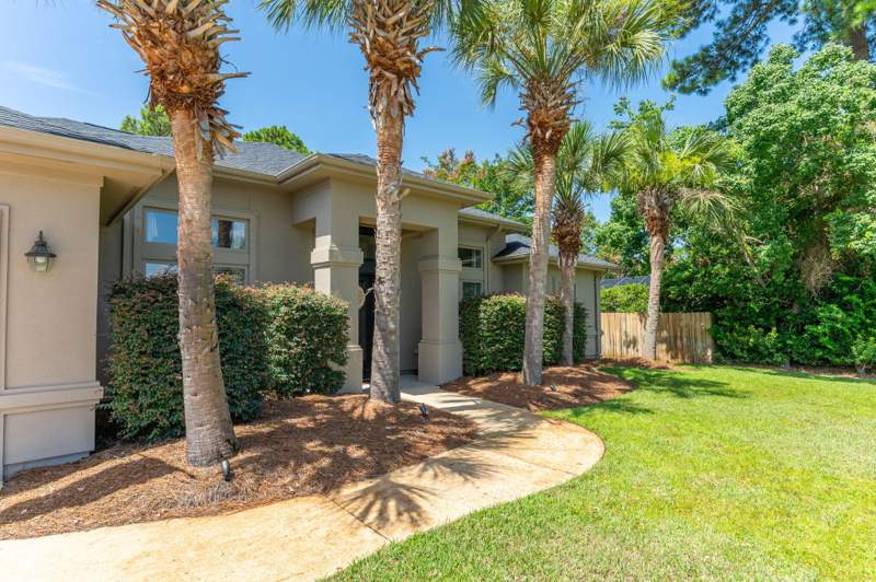 3 bedroom Detached Single Family at 409 Shore Drive, Holiday Shores Estates, Miramar Beach — photo 3