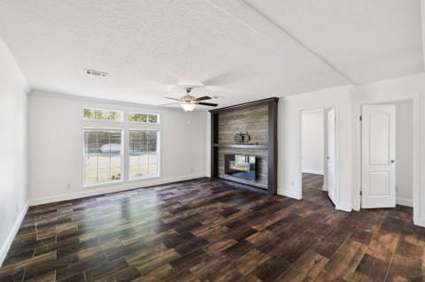 748 Phillips Drive, Freeport FL - photo 13 of 32