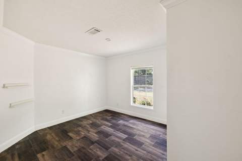 748 Phillips Drive, Freeport FL - photo 19 of 32