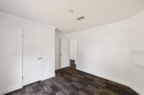 748 Phillips Drive, Freeport FL - photo 20 of 32