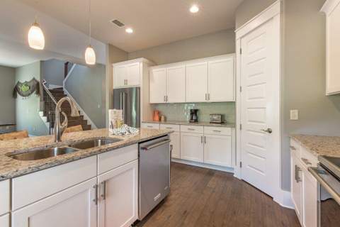 77 Mobile Street, Miramar Beach FL - photo 12 of 37