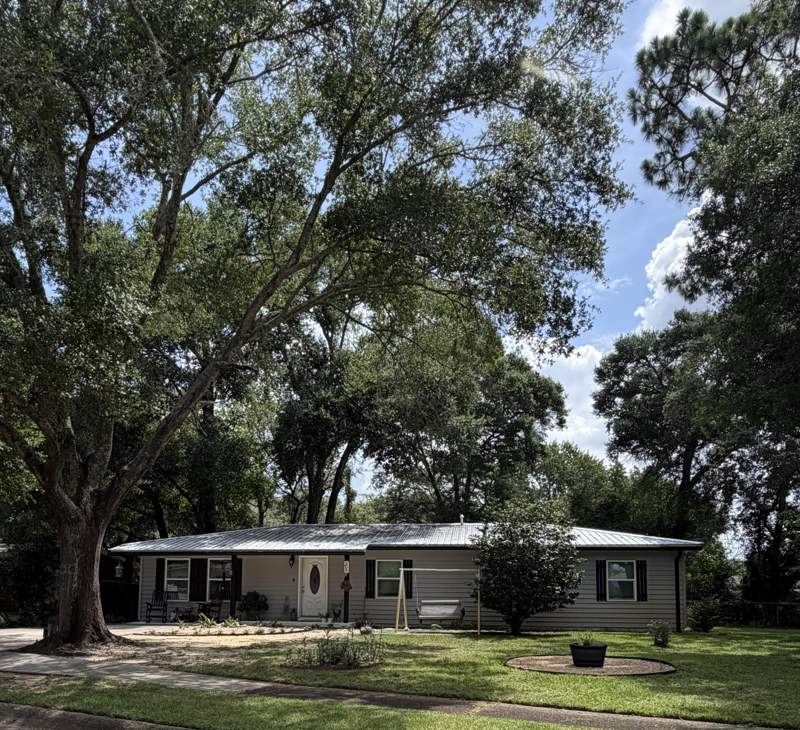 4 bedroom Detached Single Family at 500 Dona Avenue, MIDPINES, Fort Walton Beach — photo 2