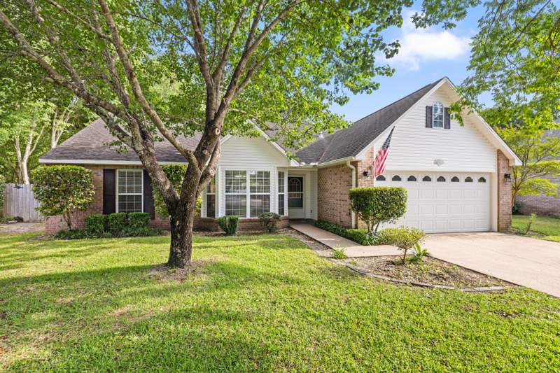 4 bedroom Detached Single Family at 4577 Castlewood Lane, Parkwood Estates Ph 7, Niceville — photo 1