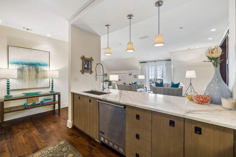 2 bedroom Condominium at 78 N Barrett Square ## 11, Rosemary Beach, Inlet Beach — photo 4