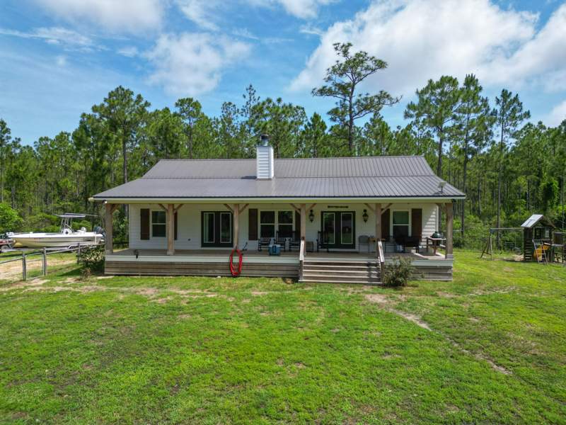 3 bedroom Detached Single Family at 632 N Church Street, No Recorded Subdivision, Santa Rosa Beach — photo 4