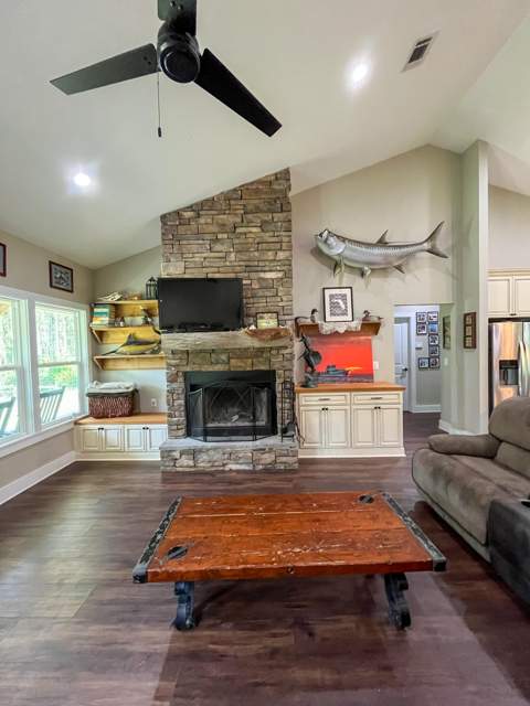 632 N Church Street, Santa Rosa Beach FL - photo 8 of 44