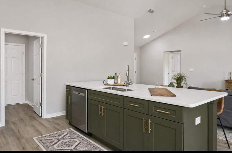 4 bedroom Detached Single Family at 3401 Noelle Court, Crestview, Crestview — photo 2