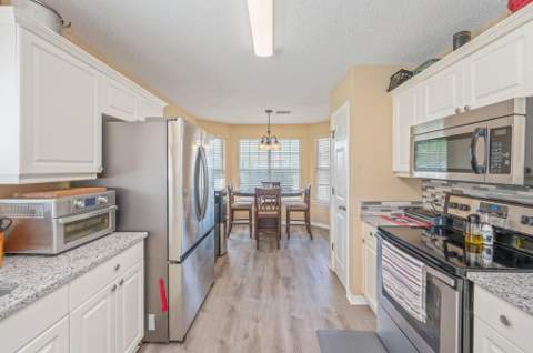 411 Peregrine Court, Mary Esther FL - photo 13 of 42
