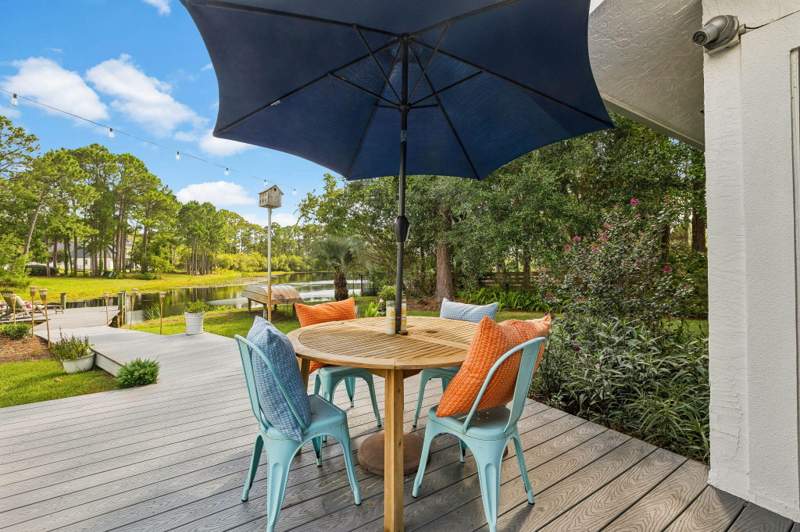 4 bedroom Detached Single Family at 261 Ridge Road, Fox Lake S/D Ph 1, Santa Rosa Beach — photo 4