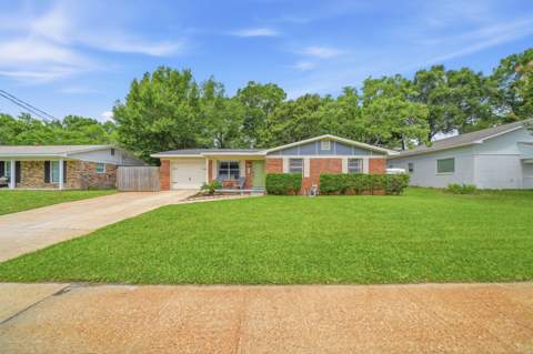 185 Miramar Street, Mary Esther FL - photo 6 of 33