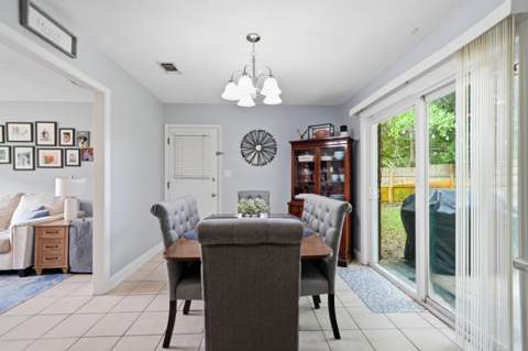 185 Miramar Street, Mary Esther FL - photo 10 of 33