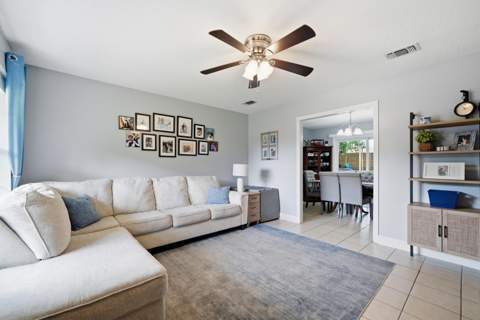 185 Miramar Street, Mary Esther FL - photo 7 of 33