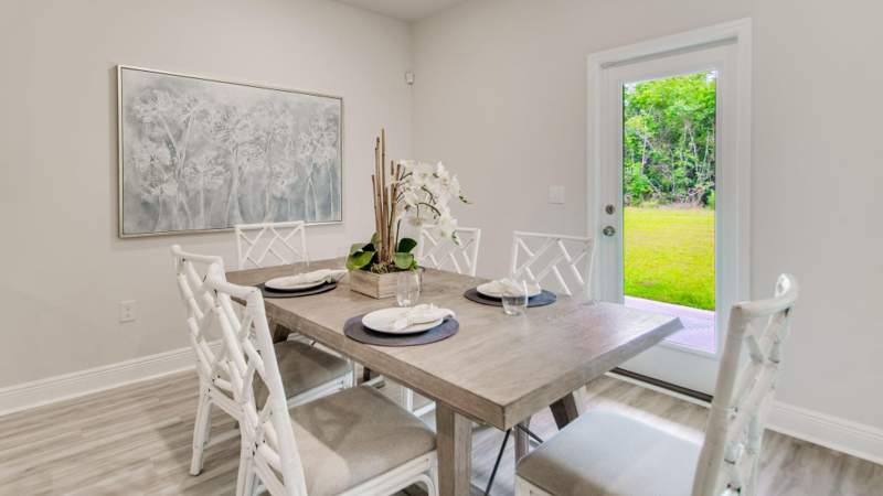 4 bedroom Detached Single Family at 5739 Dearing Street, Oxford Place Ph 1, Crestview — photo 5