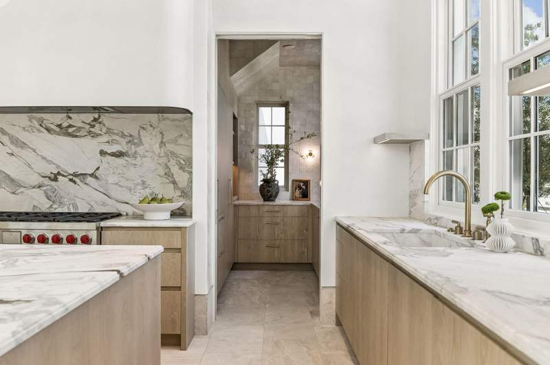 5 bedroom Detached Single Family at 139 Longtail Road, Alys Beach, Alys Beach — photo 3