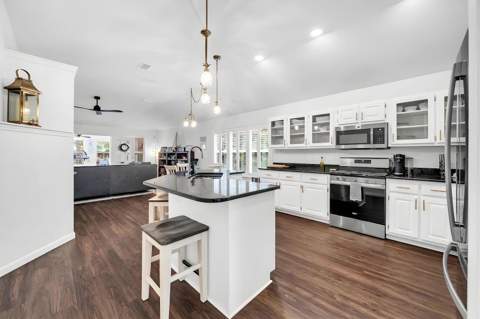 4198 Whitetail Circle, Niceville FL - photo 10 of 37
