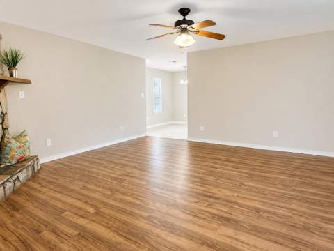 479 Cascabellas Street, Mary Esther FL - photo 8 of 27