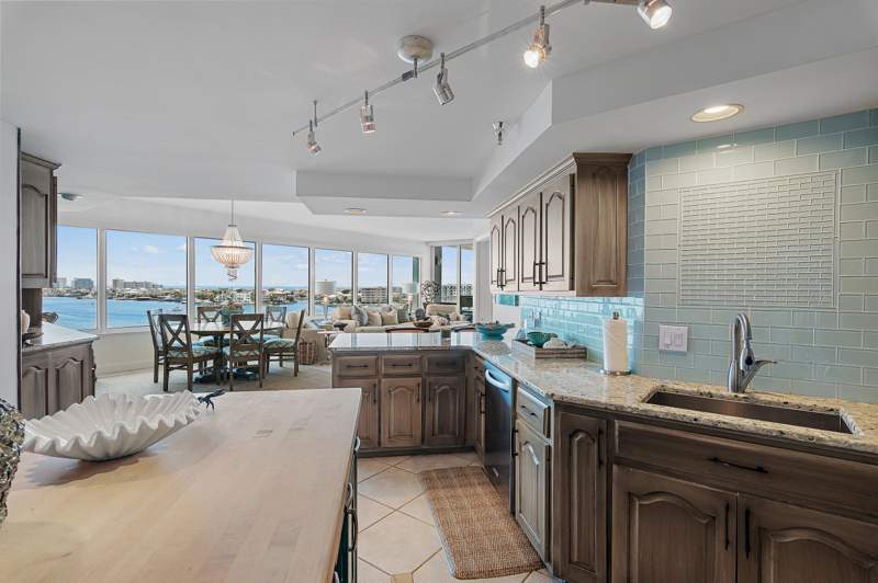 3 bedroom Condominium at 320 Harbor Boulevard #701, Destin Yacht Club, Destin — photo 4