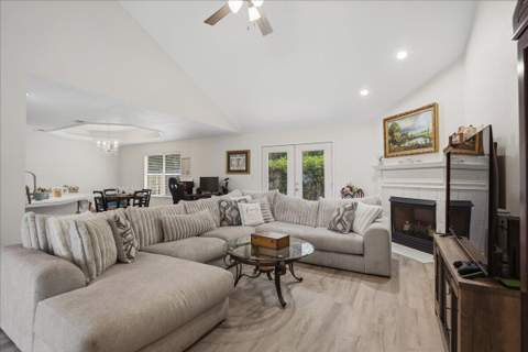 2199 Opal Court, Fort Walton Beach FL - photo 6 of 51