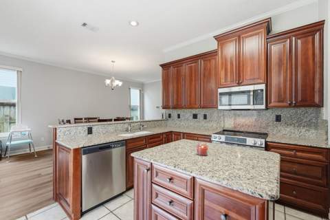 404 Springate Court, Mary Esther FL - photo 15 of 57