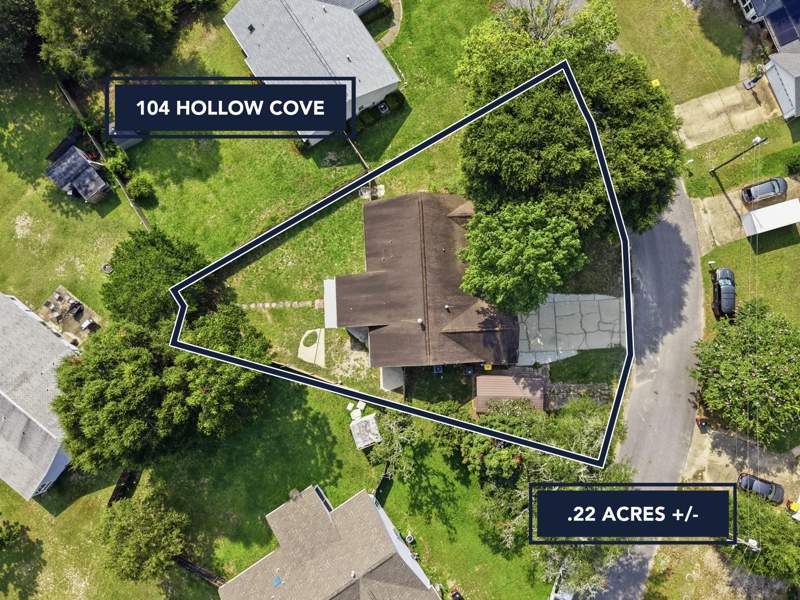 4 bedroom Detached Single Family at 104 Hollow Cove, Beaver Creek Ph 1, Crestview — photo 4