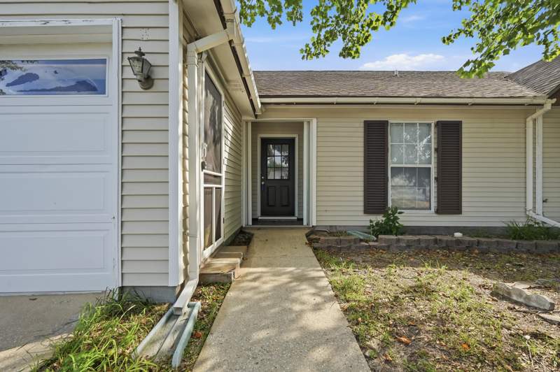 4 bedroom Detached Single Family at 104 Hollow Cove, Beaver Creek Ph 1, Crestview — photo 5