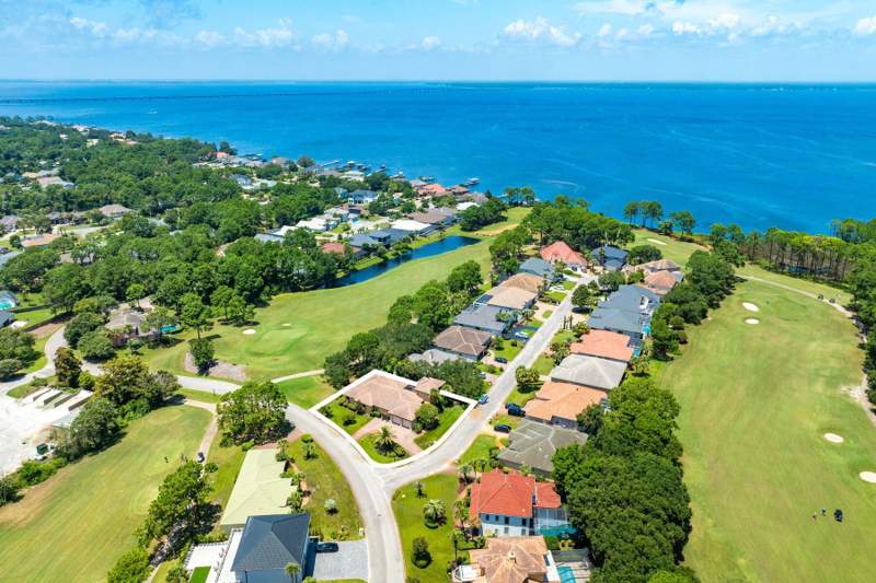 4 bedroom Detached Single Family at 25 Garnet Place, Emerald Bay Ph 1-B, Destin — photo 5