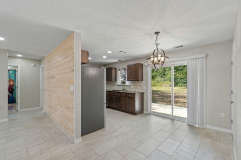 127 Oak Terrace Drive, Crestview FL - photo 10 of 31