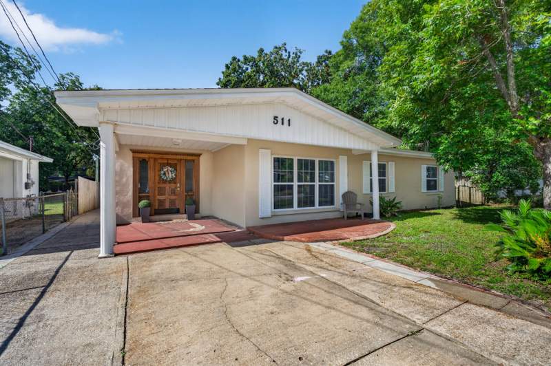 5 bedroom Detached Single Family at 511 Pelham Street, Nonesuch Way, Fort Walton Beach — photo 4