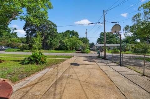 511 Pelham Street, Fort Walton Beach FL - photo 7 of 73
