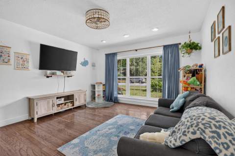 511 Pelham Street, Fort Walton Beach FL - photo 12 of 73