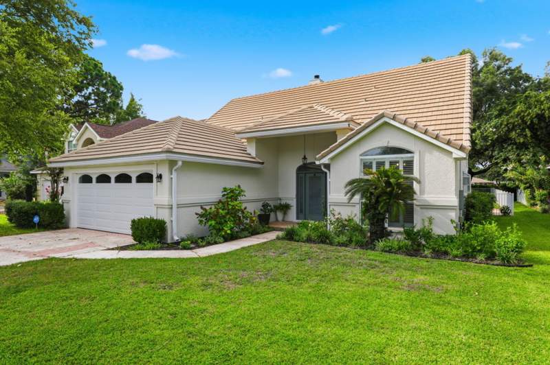4 bedroom Detached Single Family at 1001 Shalimar Point Drive, Shalimar Pointe S/D, Shalimar — photo 3