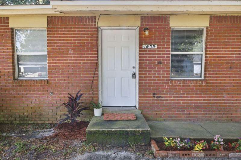 3 bedroom Detached Single Family at 1005 Pinetree Road, Seashore Village, Mary Esther — photo 3
