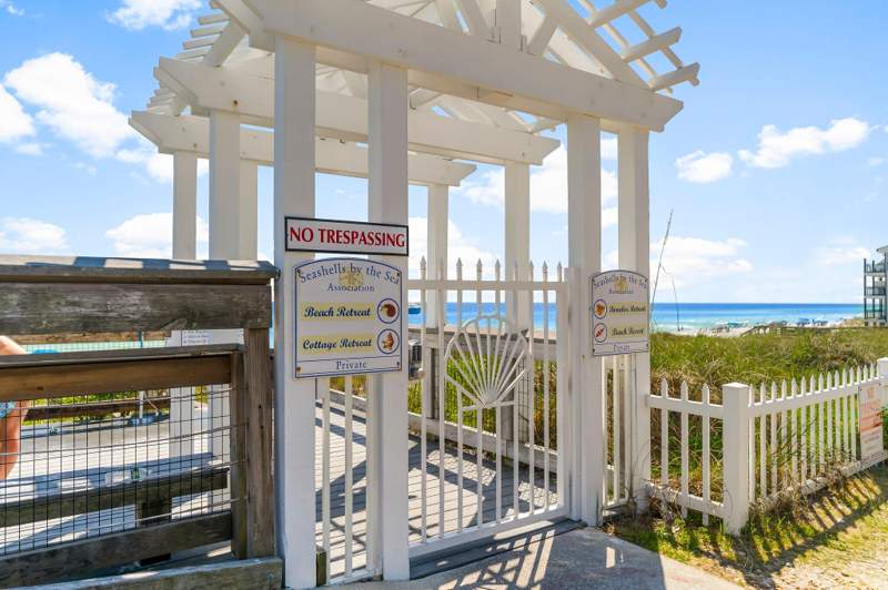 3 bedroom Detached Single Family at 158 Sandy Cay Drive, Paradise Retreat, Miramar Beach — photo 4