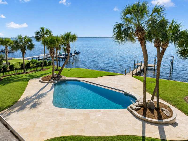4 bedroom Detached Single Family at 3217 Bay Estates Circle, Burnt Pine Circle, Miramar Beach — photo 1