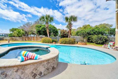326 SE Brooks Street, Fort Walton Beach FL - photo 10 of 60