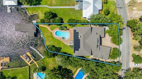 326 SE Brooks Street, Fort Walton Beach FL - photo 7 of 60
