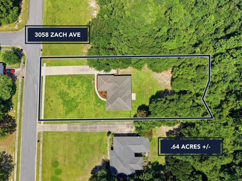 4 bedroom Detached Single Family at 3058 Zach Avenue, Lake Arthur Estates Ph I, Crestview — photo 1