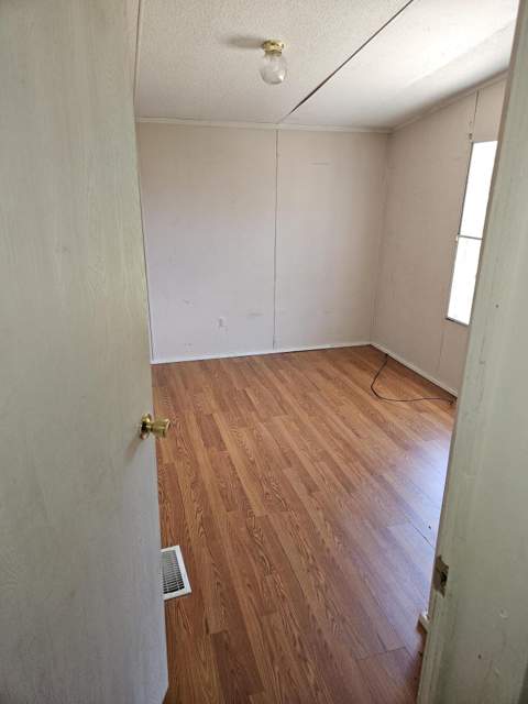 350 E Laurel Lane, DeFuniak Springs FL - photo 10 of 25