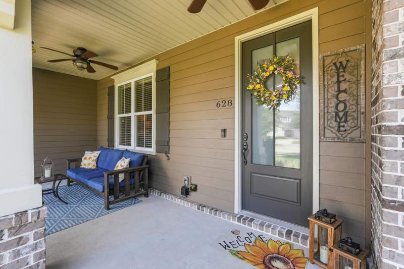 4 bedroom Detached Single Family at 628 Meadow Lake Drive, Hammock Bay, Freeport — photo 4