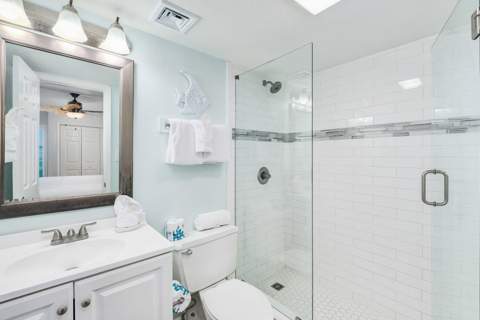 510 Gulf Shore Drive #307, Destin FL - photo 14 of 27