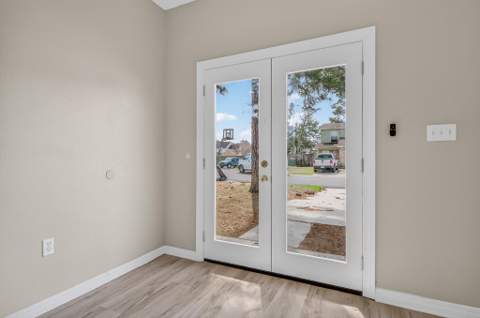 1847 Whispering Oaks Lane, Fort Walton Beach FL - photo 6 of 44