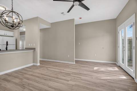 1847 Whispering Oaks Lane, Fort Walton Beach FL - photo 9 of 44