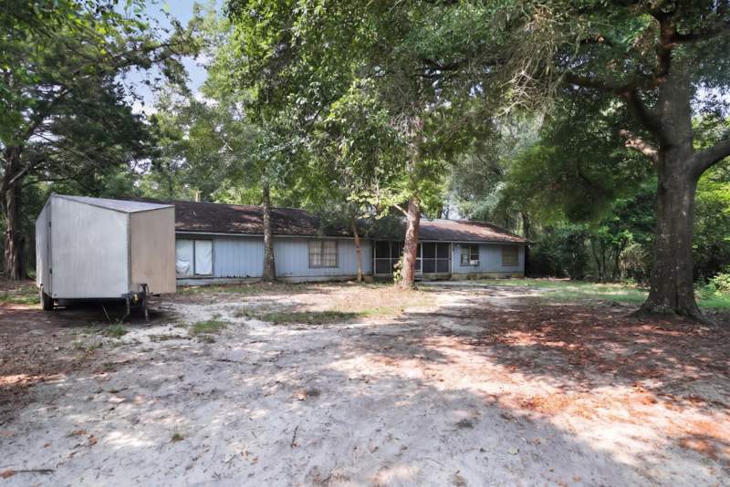 4 bedroom Detached Single Family at 124 Ranger Road, LAKE TANTARA 3, DeFuniak Springs — photo 1