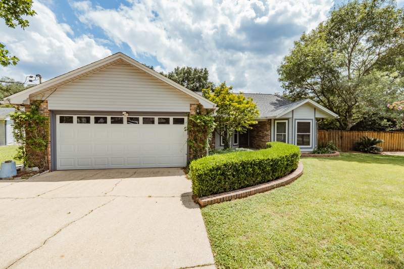 3 bedroom Detached Single Family at 107 Kipling Drive, Page Place, Crestview — photo 2