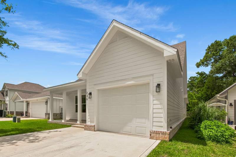 3 bedroom Detached Single Family at 236 N Marsh Landing, Lagrange Landing, Freeport — photo 3